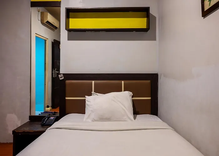 Majestiq Hotel By Tripletree Pekanbaru